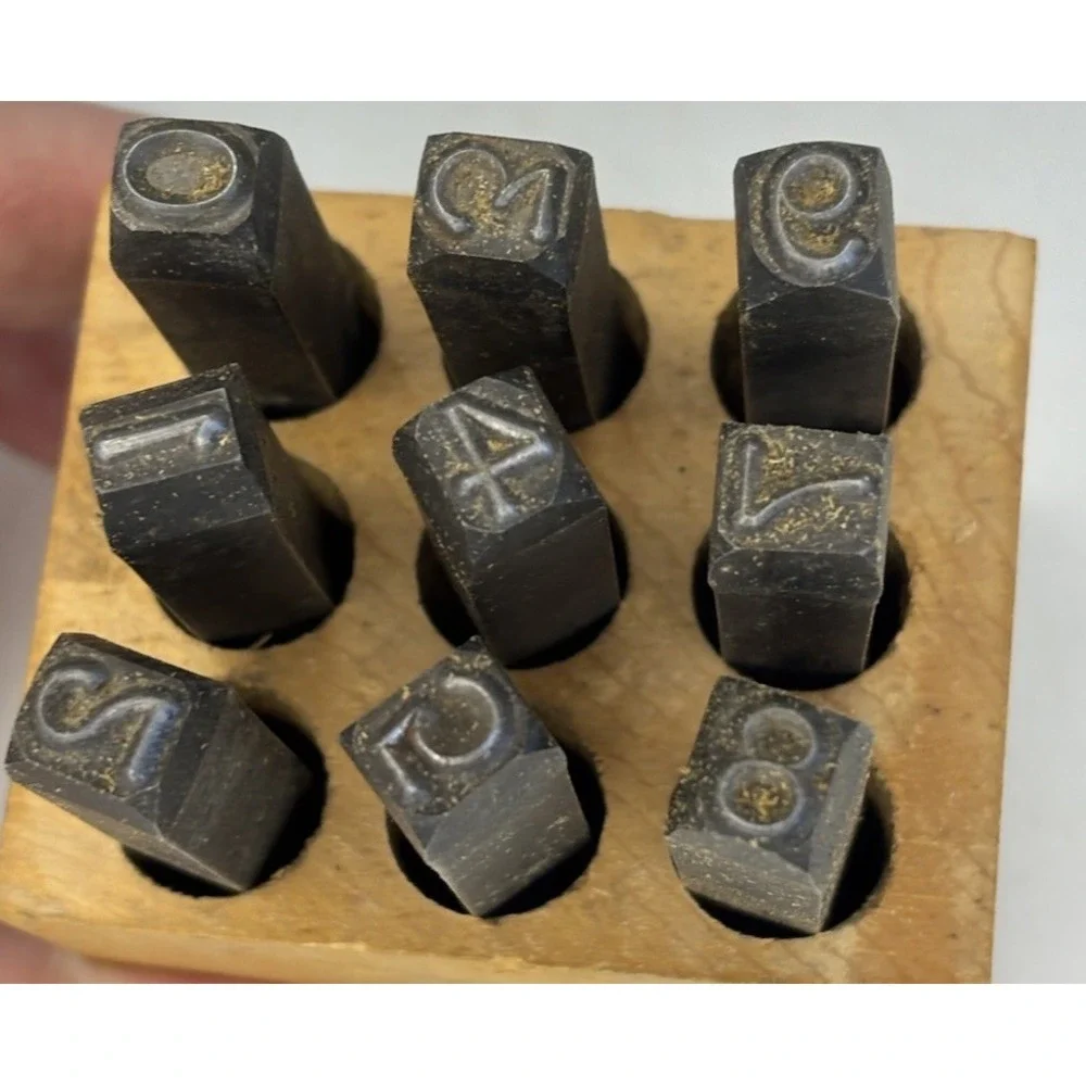 Vtg 1/4 Figures Steel Stamps Numbers 0-9 Machine Made w/ Wood Case Ken Tool SF-1